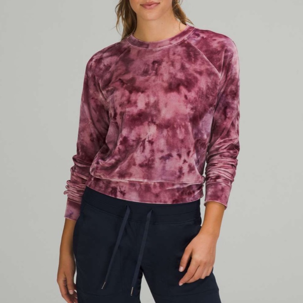 Lululemon Velour Warm Down Crew in Interstellar Cassis Multi Color. Size 8.
